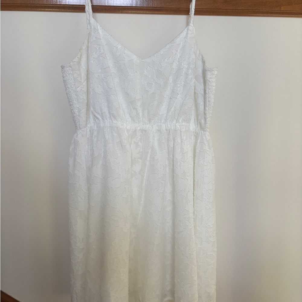Elegant White Lace Dress